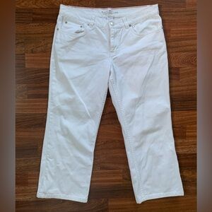 Tommy Hilfiger Capri Jeans Women 10. White 100% Cotton Denim Casual Pants
